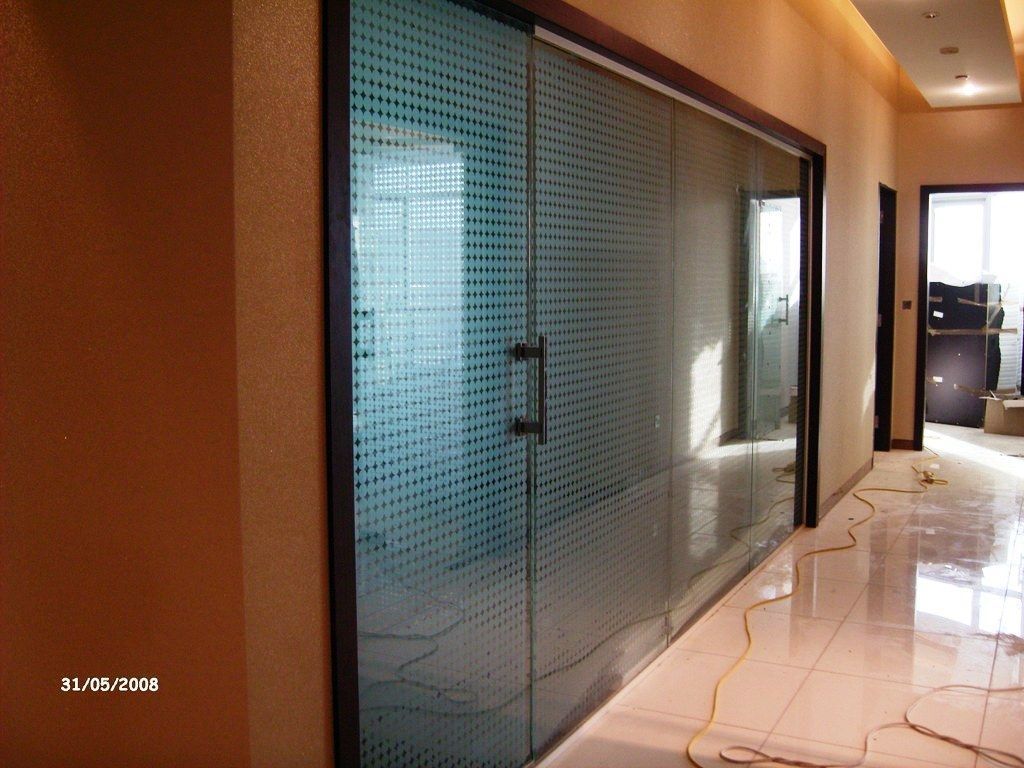 Bespoke-Glass-Balustrades-Partitions-and-Screens_164