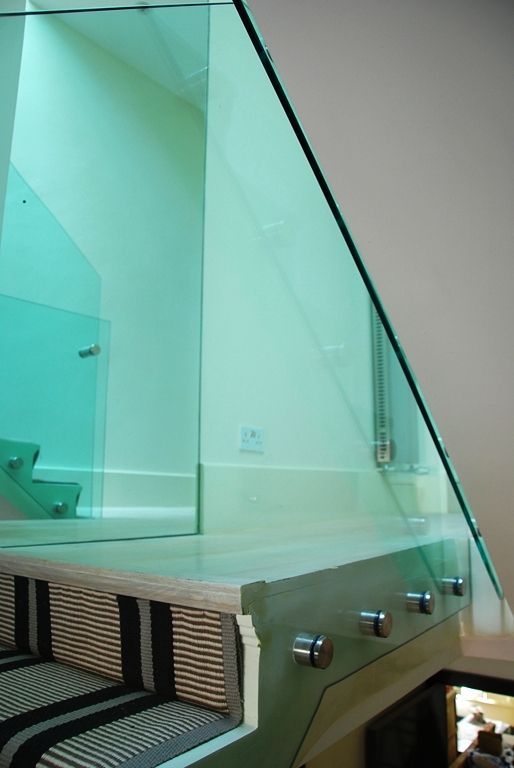 Bespoke-Glass-Balustrades-Partitions-and-Screens_79