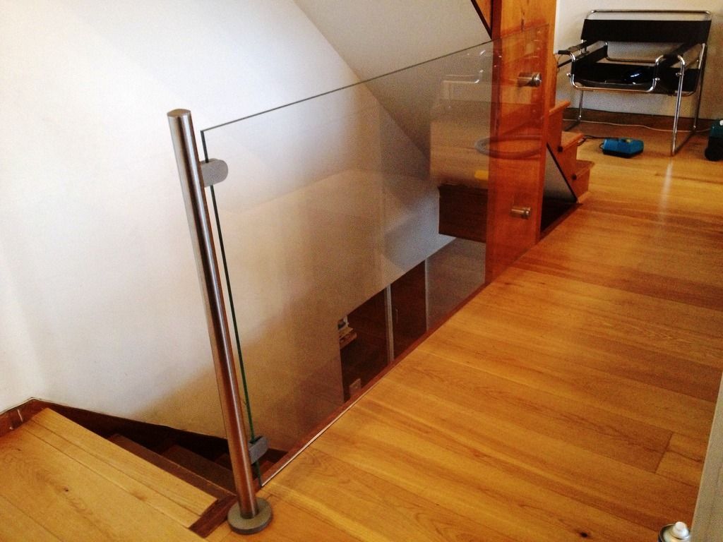 Bespoke-Glass-Balustrades-Partitions-and-Screens_98
