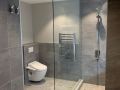 Bespoke-glass-shower-enclosure-and-screens_48